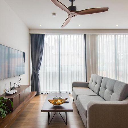 22Housing Hotel & Apartment 81 Linh Lang Hanoi Bagian luar foto