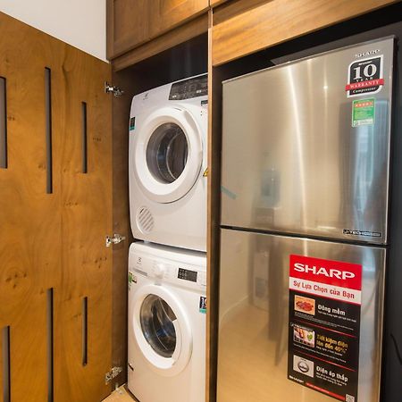 22Housing Hotel & Apartment 81 Linh Lang Hanoi Bagian luar foto