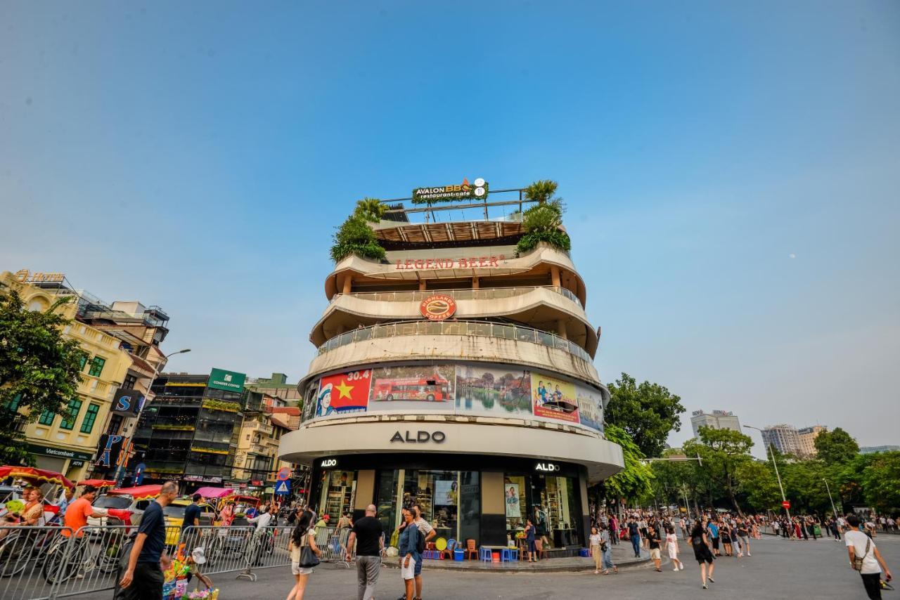 22Housing Hotel & Apartment 81 Linh Lang Hanoi Bagian luar foto