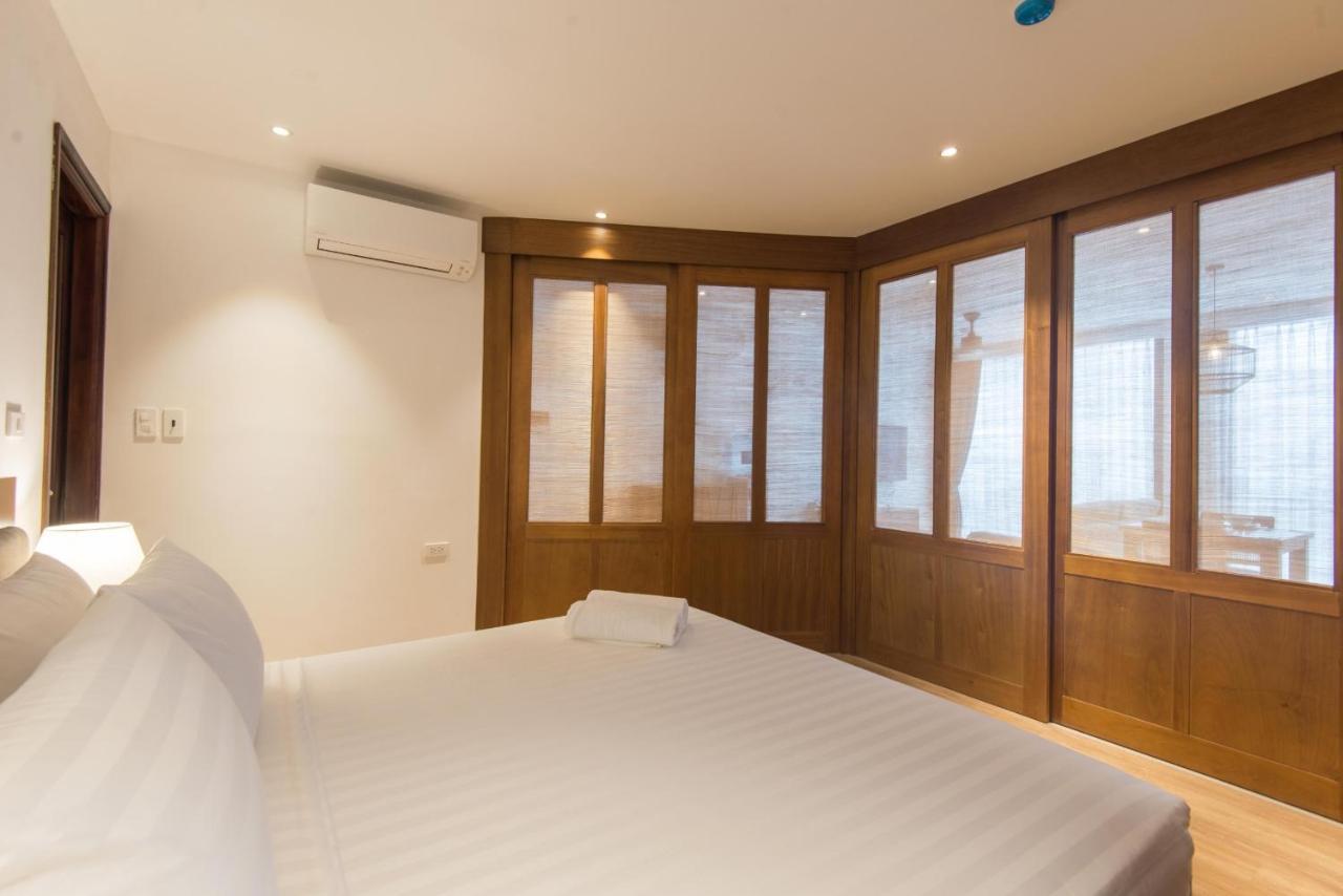 22Housing Hotel & Apartment 81 Linh Lang Hanoi Bagian luar foto