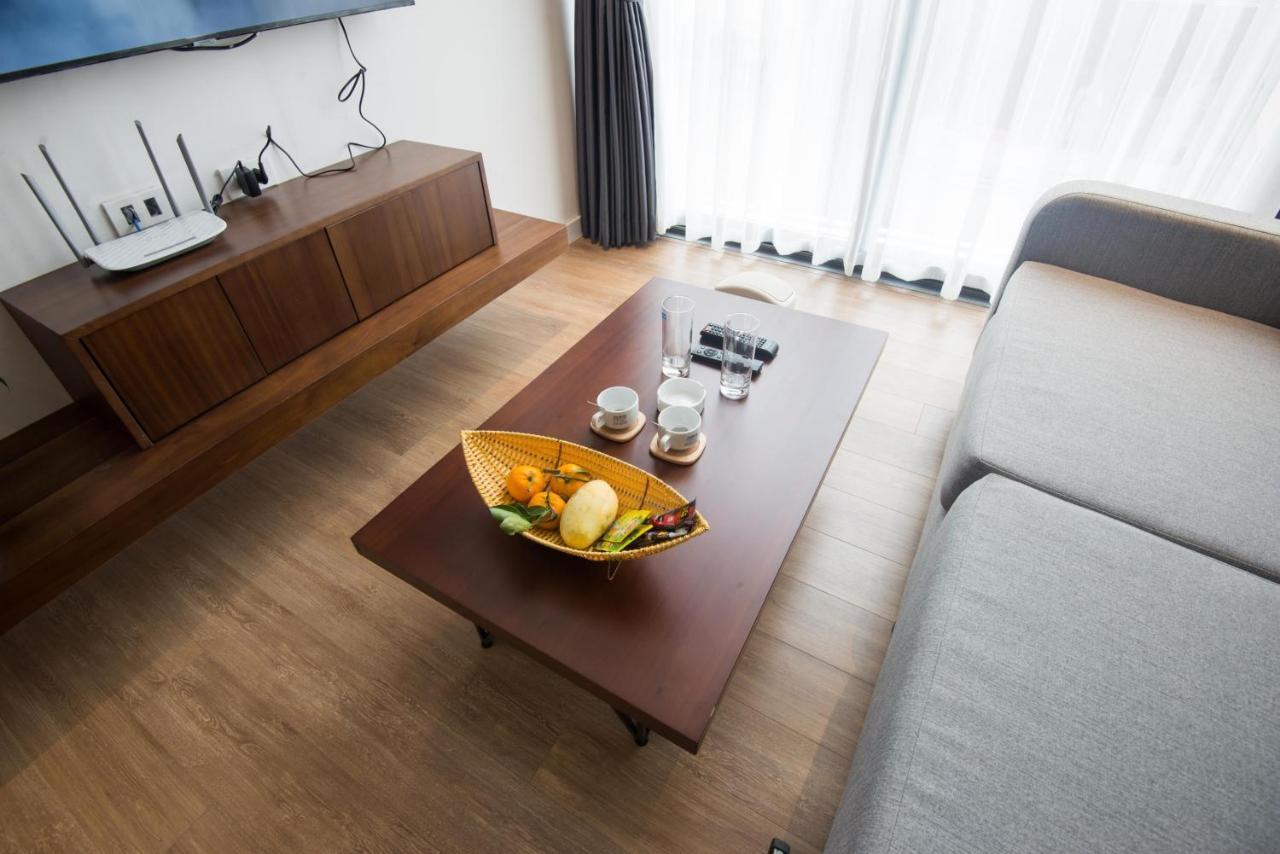 22Housing Hotel & Apartment 81 Linh Lang Hanoi Bagian luar foto
