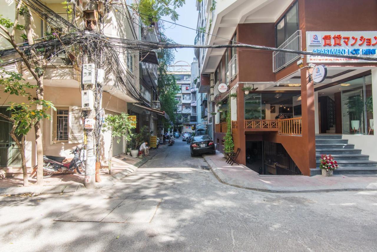 22Housing Hotel & Apartment 81 Linh Lang Hanoi Bagian luar foto