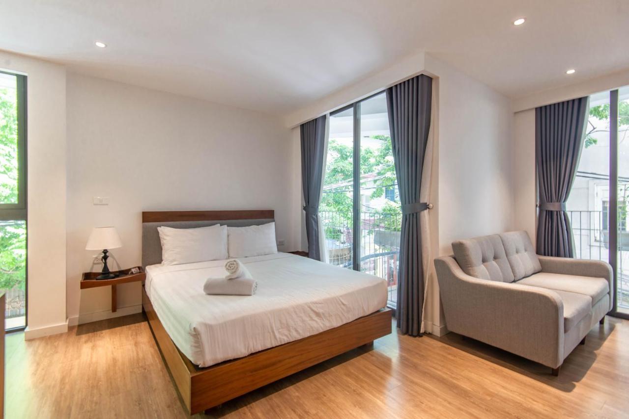 22Housing Hotel & Apartment 81 Linh Lang Hanoi Bagian luar foto