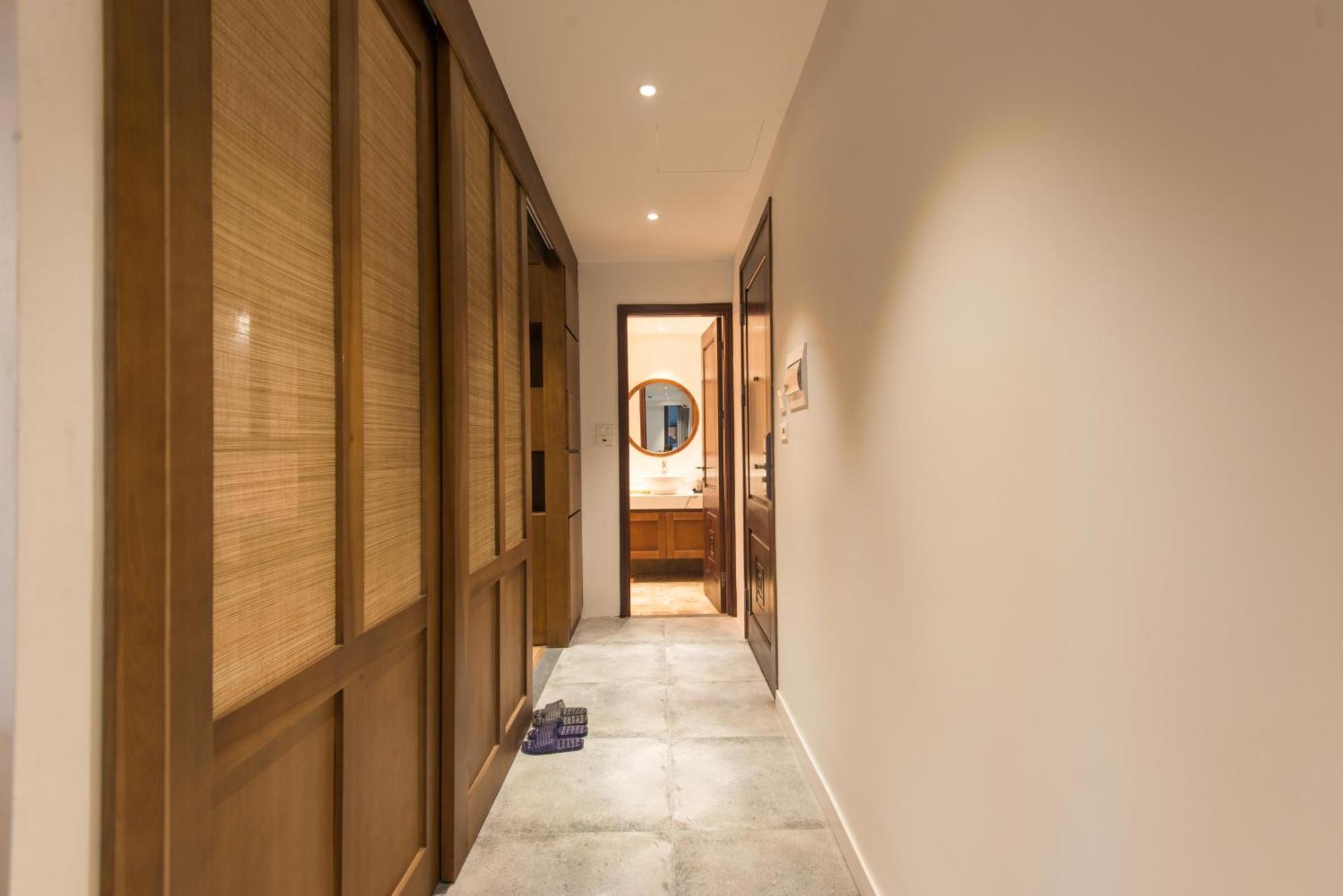 22Housing Hotel & Apartment 81 Linh Lang Hanoi Bagian luar foto